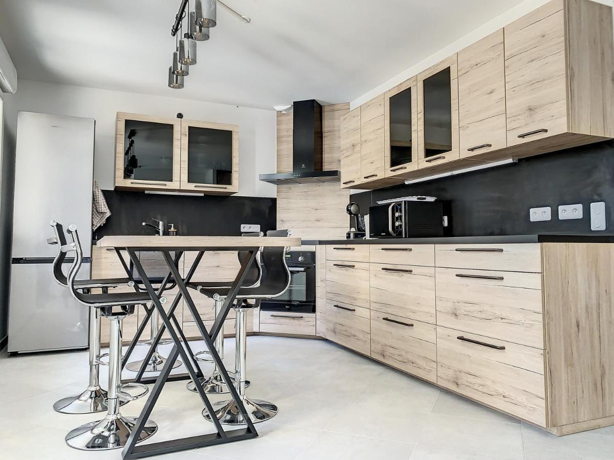 Chambre Evasion - Sdb Wc Privatif - Entree Autonome - Grande Tv Netflix Compiegne Exterior photo