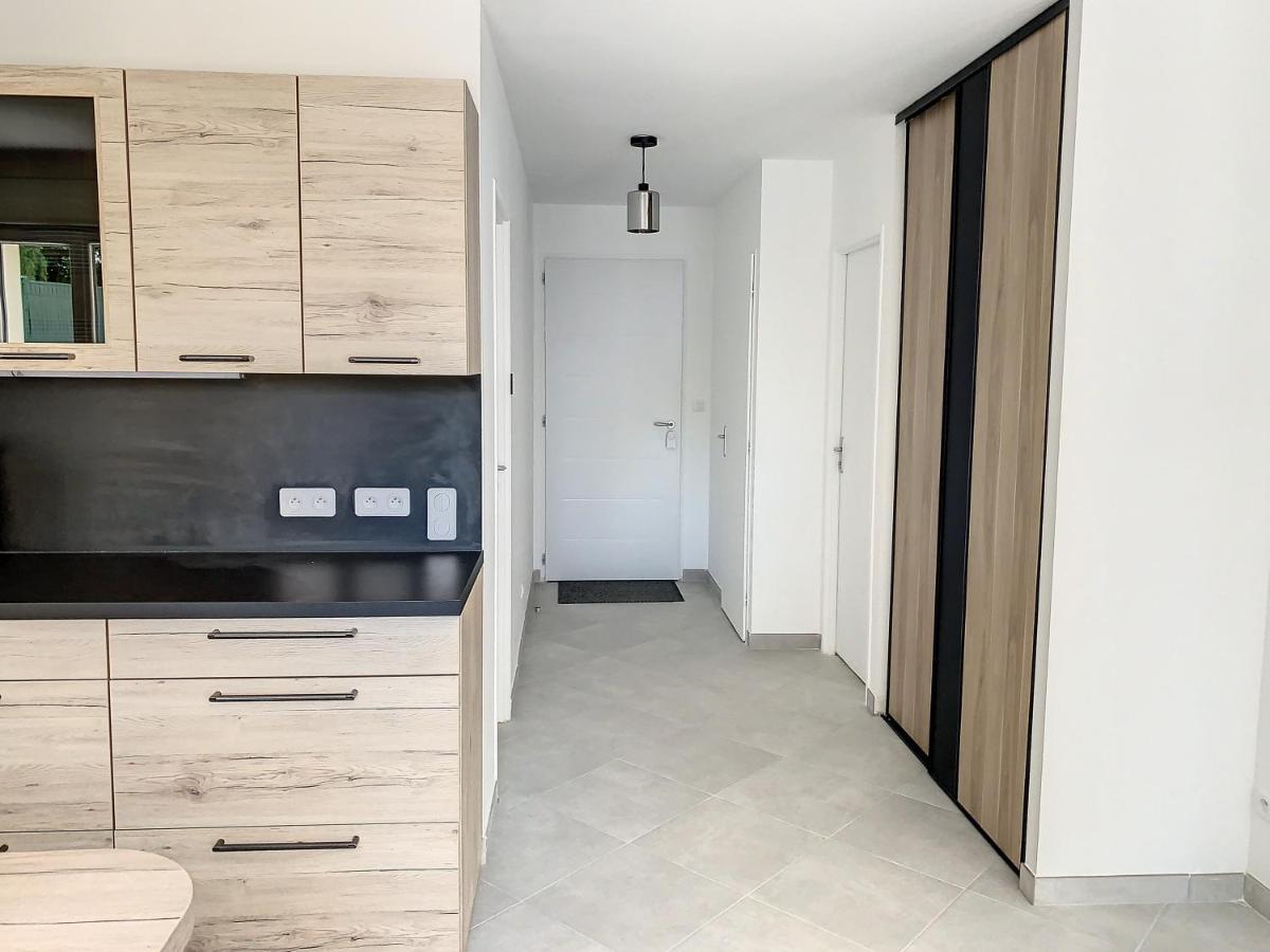 Chambre Evasion - Sdb Wc Privatif - Entree Autonome - Grande Tv Netflix Compiegne Exterior photo